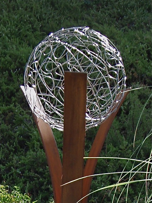 metal garden ornaments Flight – terra sculpture